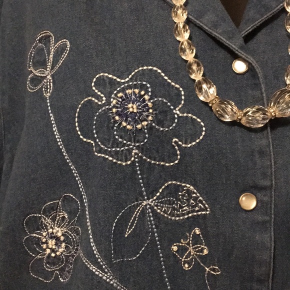 Alfred DunnerIn Embroidered Blue Jean Shirt - Picture 3 of 8